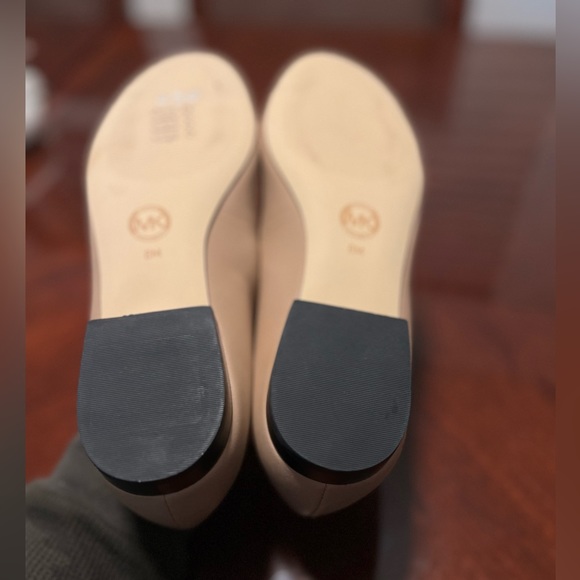 NEW! Michael Kors Dylyn Leather Ballet Flats - Picture 6 of 8